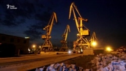 Видовище у корабельному доку: як Маріуполь дивився оперу Νερo і балет кранів (відео) Видовище у корабельному доку: як Маріуполь дивився оперу Νερo і балет кранів (відео)