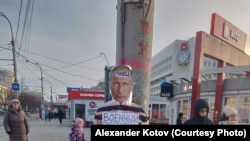 RUSSIA – Perm Putin scarecrow, November 11, 2018