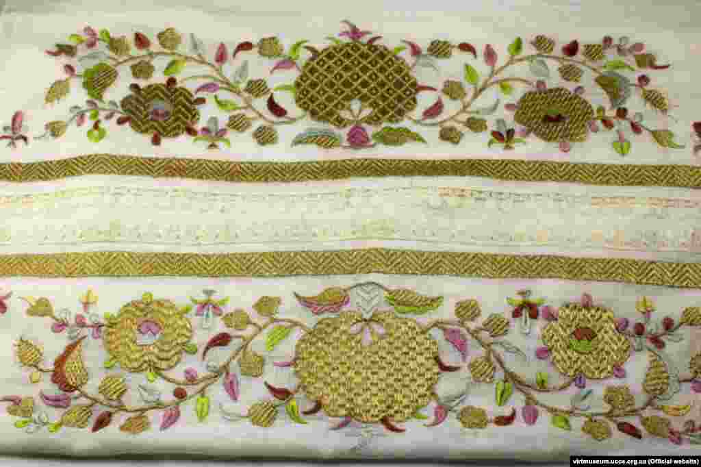 Марама – женская накидка на голову. Автор – Юлия Тулупова