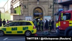 Сили безпеки біля місця вибуху у Лондоні, Велика Британія, 15 вересня 2017 року