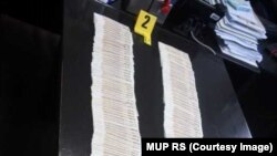 Dio novca od oko 90.000 maraka (oko 45.000 evra) za koji MUP RS tvrdi da je pronađen u toku istrage protiv Miličevića.