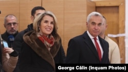 სურათზე მარჯვნივ კალინ ჯორჯესკუ 