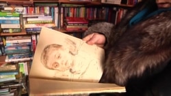 У Луганську зріс попит на книги про війну (відео) У Луганську зріс попит на книги про війну (відео)