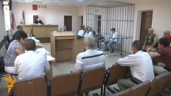 Мурофиаи ду сарбози рус дар Душанбе Мурофиаи ду сарбози рус дар Душанбе