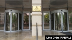 Decizia BNM de a micșora rata de bază vine pe fondul contractării economiei, potrivit experților