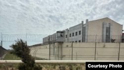 Тюрьма Кюрдаханы, где держат россиян