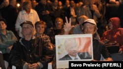 Slika predsjednika Rusije Vladimira Putina na protestu koji je organizovao DF, 28.septembar 2015