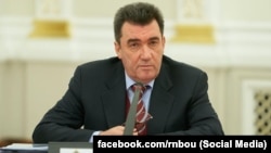 Данілов: розглядалося питання щодо національної безпеки в інформаційній сфері. Розглядалося питання роботи компанії «Зеонбуд», яка монопольне становище має останні 11 років на території України