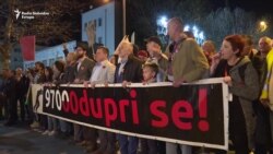 Podgorica: Sporazum ogranizatora građanskih protesta i opozicionih poslanika Podgorica: Sporazum ogranizatora građanskih protesta i opozicionih poslanika