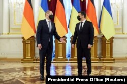 Njemački kancelar i ukrajinski predsjednik u Kijevu 14. februara 2022.