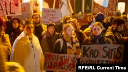 Голосованию в латвийском парламенте предшествовали протесты, участники которых призывали не выходить из Стамбульской конвенции