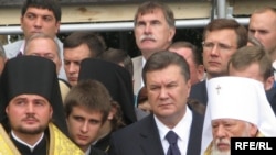 Досі Президент Янукович віддавав відверту перевагу одній конфесії...