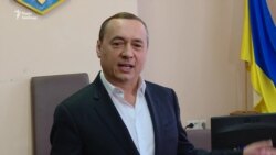 Мартиненко після засідання суду подякував своїм 20 поручителям (відео) Мартиненко після засідання суду подякував своїм 20 поручителям (відео)