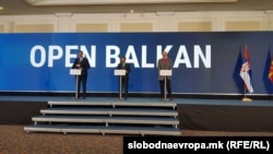 Aleksandar Vučić, Zoran Zaev i Edi Rama na Forumu regionalne ekonomske saradnje u Skoplju 29. jul 2021.