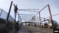 Izgradnja graničnog prelaze Merdare, decembar 2012. godine.