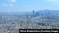 За повідомленнями міської влади, у 16-мільйонному місті не було повідомлень про поранення або загибель людей, а також про обвалення будівель