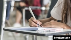 Тих, хто ще не повернув кошти, попереджають: залишилось 27 днів