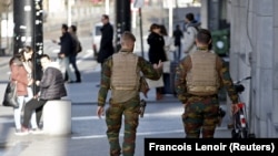 Belgijska vojska patrolira Briselom