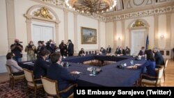 Američki ambasador u BiH Eric Nelson i specijalni predstavnik za Zapadni Balkan Matthew Palmer sa članovima Predsjedništva BiH Šefikom Džaferovićem, Miloradom Dodikom i Željkom Komšićem u Sarajevu, 9. septembar