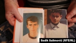 Album sa fotografijama Nurinih bližnjih