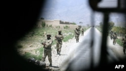 پاکستاني پوځیان د پوځي عملیاتو پرمهال