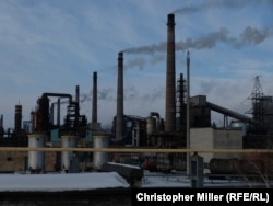 Після того, як обстріли знеструмили місто, Авдіївський коксохімічний завод працює з 20-відсотковою потужністю