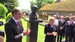 Grabar Kitarović i Vučić posetili Dalj Grabar Kitarović i Vučić posetili Dalj