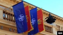 Zastave Crne Gore i NATO-a, ilustrativna fotografija