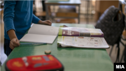 Ministarstvo prosvjete i kulture RS će pratiti epidemiološku situaciju i preporuke Instituta za javno zdravstvo i ukoliko bude potrebno naknadno donositi određene odluke. (Ilustrativna fotografija)