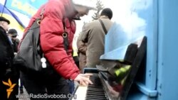 У Луганську намагалися зірвати акцію «Інструмент свободи» У Луганську намагалися зірвати акцію «Інструмент свободи»