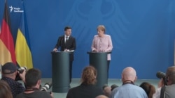 Меркель на зустрічі з Зеленським: санкції щодо Росії будуть збережені (відео) Меркель на зустрічі з Зеленським: санкції щодо Росії будуть збережені (відео)