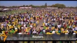 Диктатор Мугабе призывает проголосовать за него Диктатор Мугабе призывает проголосовать за него