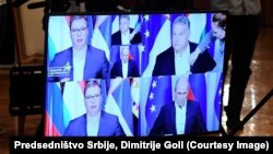 Fridom haus, u izveštaju za 2021. godinu, Srbiju, Sloveniju i Mađarsku svrstava među države u kojima se beleži pad sloboda. Na fotografiji lideri tri države Aleksandar Vučić, Viktor Orban i Janez Janša, tokom samita na Bledu (Slovenija) 31. avgusta 2021.