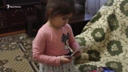 «Забрали и увезли черные люди в масках» – воспоминания семьи Арсена Абхаирова (видео) «Забрали и увезли черные люди в масках» – воспоминания семьи Арсена Абхаирова (видео)