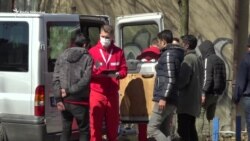 Migranti i na ulicama Tuzle Migranti i na ulicama Tuzle