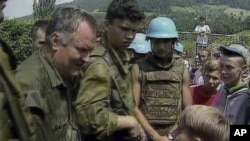 Ratko Mladić u Srebrenici, jul 1995.