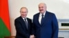 Владимир Путин и Александр Лукашенко 13 июля в Санкт-Петербурге