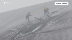 Ukrajina pokušava popraviti černobilski štit dok elektrana obilježava godišnjicu katastrofe
 Ukrajina pokušava popraviti černobilski štit dok elektrana obilježava godišnjicu katastrofe