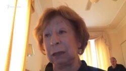 «Собака» Сенцова довела до слез Лию Ахеджакову (видео) «Собака» Сенцова довела до слез Лию Ахеджакову (видео)