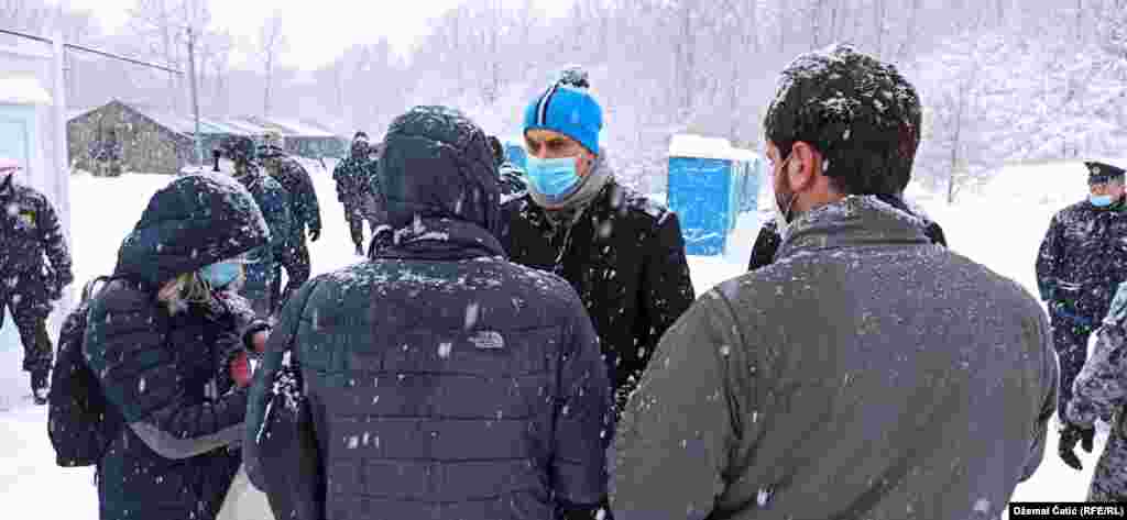 Specijalni predstavnik generalnog sekretara Vijeća Evrope za migracije i izbjeglice Drahoslav Štefanek u posjeti kampu "Lipa".