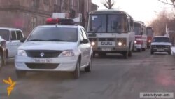 В Гюмри после смерти ребенка перебрасывают новые силы полиции В Гюмри после смерти ребенка перебрасывают новые силы полиции