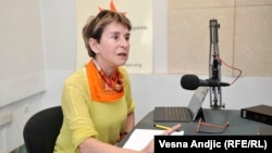 Milica Pešić u beogradskom studiju RSE, april 2016.