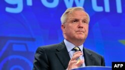 Olli Rehn u Bruxellesu, 2. juna 2014.