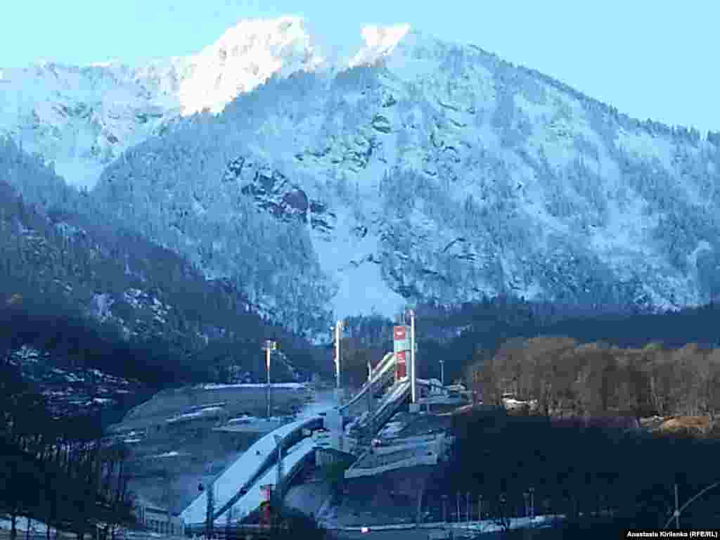 Спортивные сооружения полностью готовы, утверждают официальные лица. 