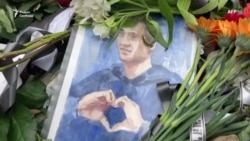 Как власти расправляются со сторонниками Навального Как власти расправляются со сторонниками Навального