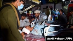 Вибухи пролунали 26 серпня біля одного з в’їздів на територію аеропорту, звідки проводить евакуаціяВибухи пролунали 26 серпня біля одного з в’їздів на територію аеропорту, звідки проводить евакуація