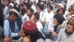 پېښور کې د درپه خېلو قامي مشرانو لاریون کړی