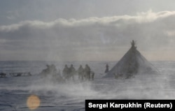 Autohtoni narodi ruskog Dalekog sjevera suočeni su s mnoštvom izazova koji prijete njihovom načinu života.