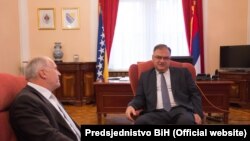 Mladen Ivanić Inzkovu izjavu ocijenio kao „jednu od najgnusnijih koja se mogla čuti od osobe koja predstavlja međunarodnu zajednicu u BiH“