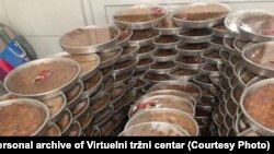 U online ponudi su i tradicionalni kolači poput baklave